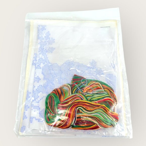 Vintage Bucilla Christmas Music Stamped Cross Stitch Table Runner Kit 82981 - Picture 2 of 2